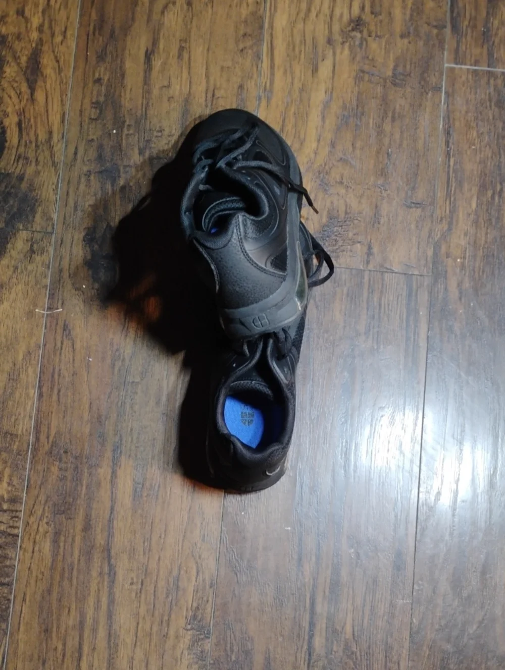 Men's Black Athletic Lace-Up Sneakers